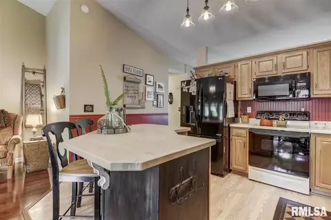 3205 Sequoia Dr, Springfield, IL 62712 photo 7