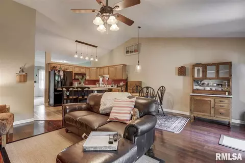 3205 Sequoia Dr, Springfield, IL 62712 photo 16
