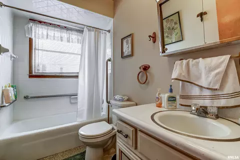 2 Richards Ln, Springfield, IL 62702 photo 31