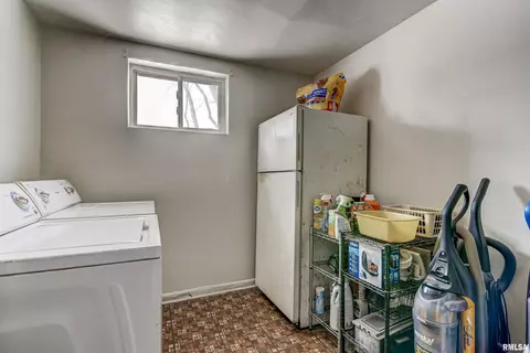 2 Richards Ln, Springfield, IL 62702 photo 32