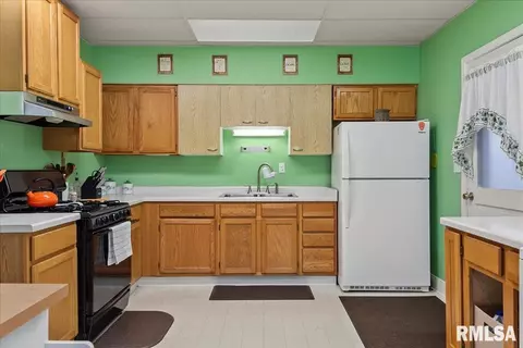 837 N 8th St, Springfield, IL 62702 photo 17
