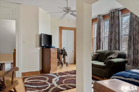 837 N 8th St, Springfield, IL 62702 photo 24
