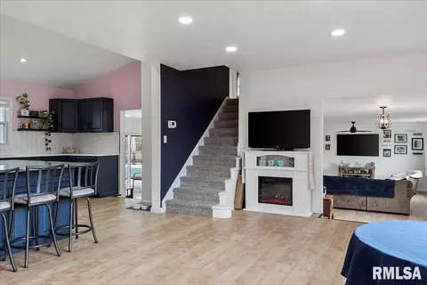 2401 Blackhawk Rd, Springfield, IL 62702 photo 15