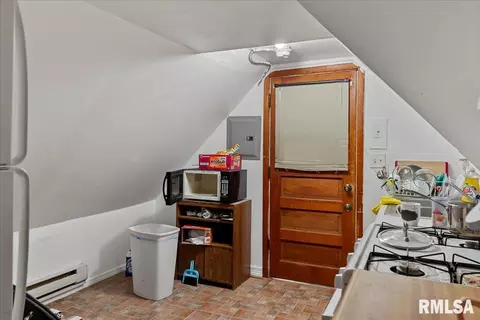 Other - 702 W Miller St, Springfield, IL 62702 photo 7 of 10