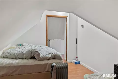 Bedroom - 702 W Miller St, Springfield, IL 62702 photo 5 of 5