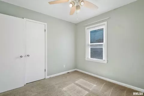 2213 S Spring St, Springfield, IL 62704 photo 15