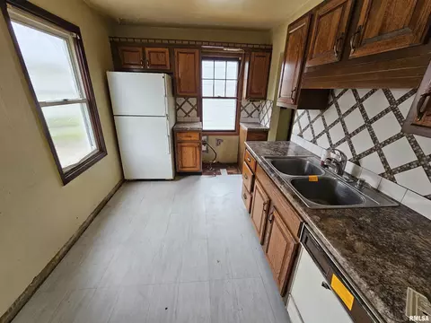 2012 N 19th St, Springfield, IL 62702 photo 5