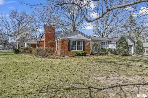 Exterior - 2125 Greenbriar Rd, Springfield, IL 62704 photo 3 of 10
