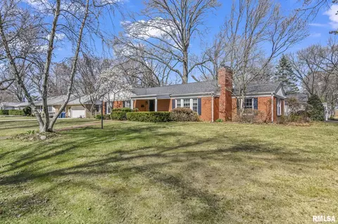 Exterior - 2125 Greenbriar Rd, Springfield, IL 62704 photo 1 of 10