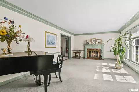 Other - 2125 Greenbriar Rd, Springfield, IL 62704 photo 2 of 8