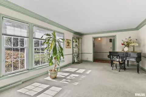 Other - 2125 Greenbriar Rd, Springfield, IL 62704 photo 3 of 8