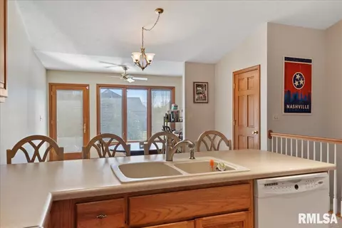 4166 Highbury Dr, Springfield, IL 62711 photo 5