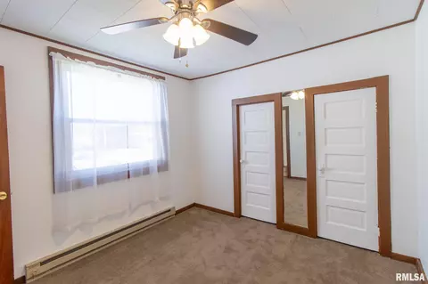 107 S Main St, Avon, IL 61415 photo 11