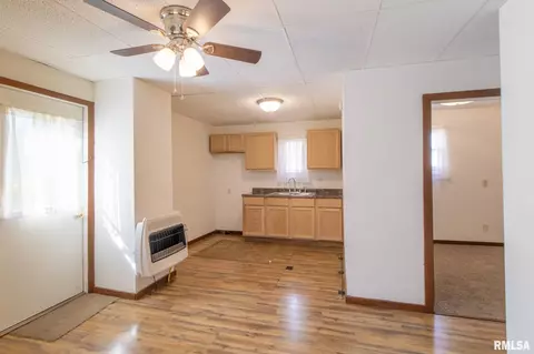 107 S Main St, Avon, IL 61415 photo 7