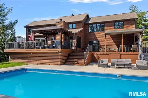 Exterior - 808 Wythe Rd, Springfield, IL 62704 photo 5 of 20