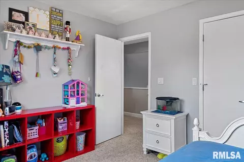 Bedroom - 808 Wythe Rd, Springfield, IL 62704 photo 9 of 13