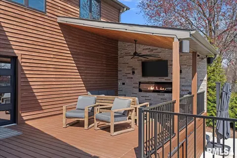 Exterior - 808 Wythe Rd, Springfield, IL 62704 photo 10 of 20