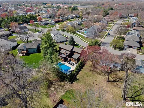 View/Area - 808 Wythe Rd, Springfield, IL 62704 photo 1 of 3