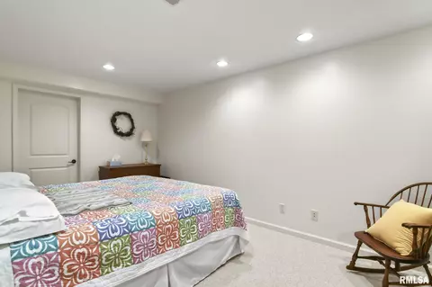 Bedroom - 6209 Winterberry Ln, Springfield, IL 62712 photo 8 of 9