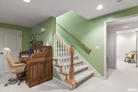 Entry Way - 6209 Winterberry Ln, Springfield, IL 62712 photo 4 of 4