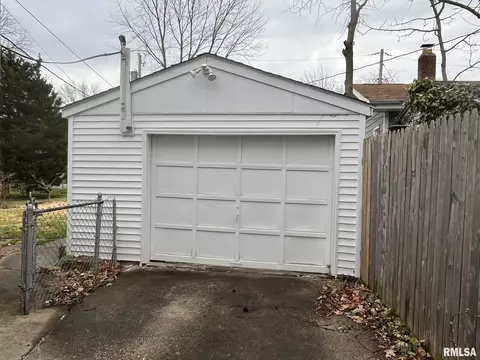 1936 Holmes Ave, Springfield, IL 62704 photo 30