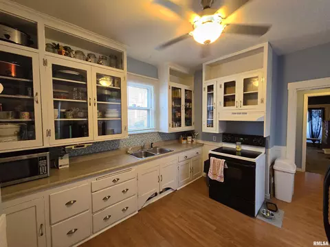 1306 N 2nd St, Springfield, IL 62702 photo 18
