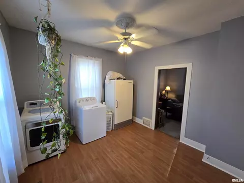 1306 N 2nd St, Springfield, IL 62702 photo 16