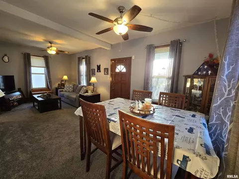1306 N 2nd St, Springfield, IL 62702 photo 10