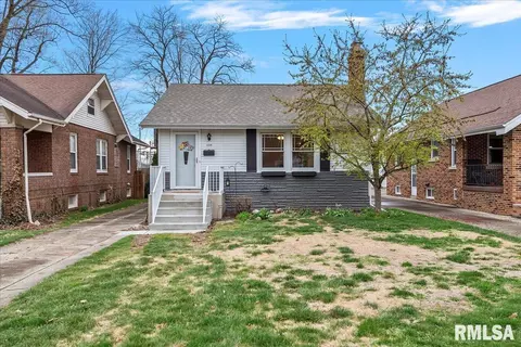 2049 S State St, Springfield, IL 62704