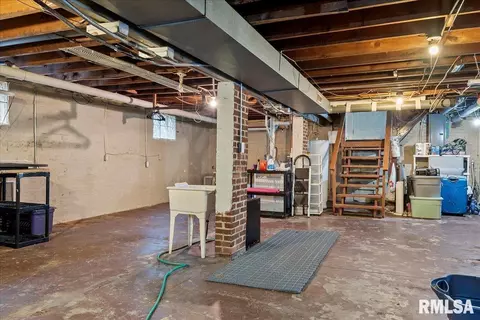 Other - 2049 S State St, Springfield, IL 62704 photo 5 of 7