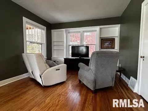 1024 S Macarthur Blvd, Springfield, IL 62704 photo 9