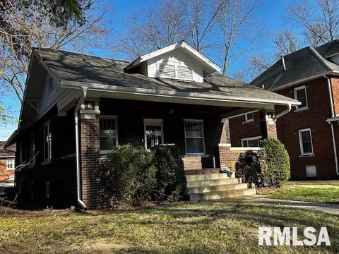 1024 S Macarthur Blvd, Springfield, IL 62704