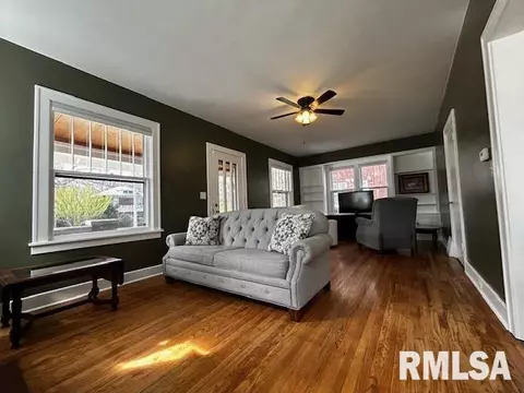 1024 S Macarthur Blvd, Springfield, IL 62704 photo 7