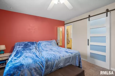 Bedroom - 2701 Mead Dr, Springfield, IL 62707 photo 3 of 9