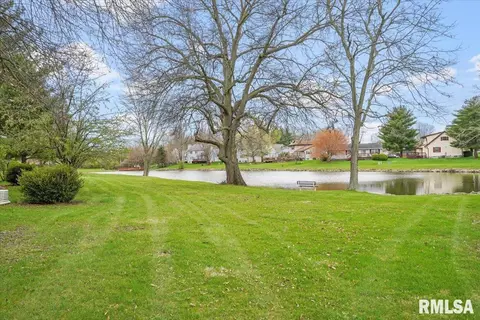 Exterior - 2701 Mead Dr, Springfield, IL 62707 photo 10 of 10