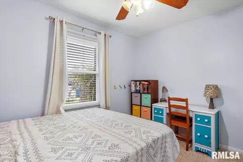 Bedroom - 2701 Mead Dr, Springfield, IL 62707 photo 8 of 9