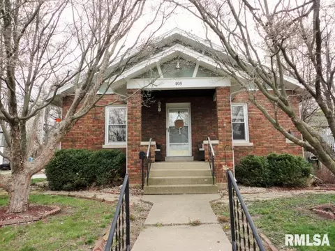 405 S Webster St, Taylorville, IL 62568