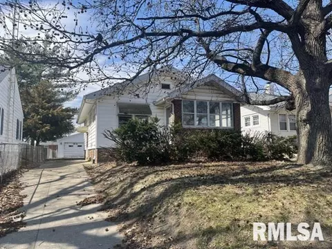 245 N Illinois St, Springfield, IL 62702