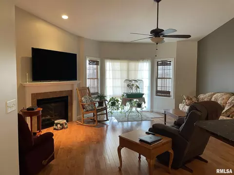 4412 Castle Pines Dr, Springfield, IL 62711 photo 5