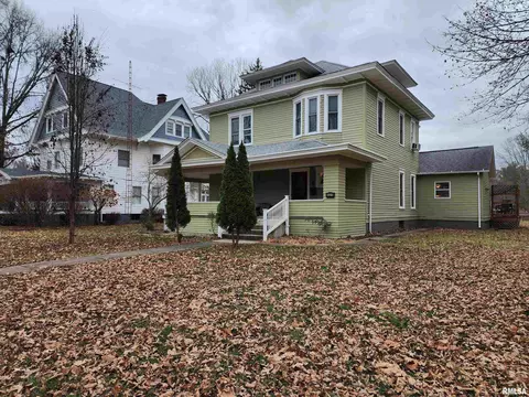 522 S Cass St, Virginia, IL 62691