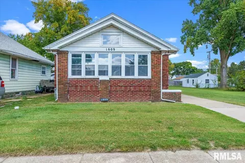 1609 Converse Ave, Springfield, IL 62702