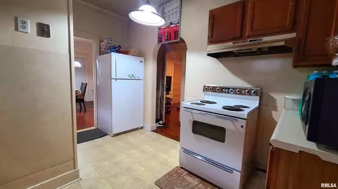 912 S Pasfield St, Springfield, IL 62704 photo 8