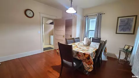 912 S Pasfield St, Springfield, IL 62704 photo 4