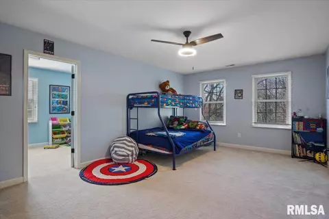 Bedroom - 4505 Greenbriar Dr, Springfield, IL 62711 photo 7 of 12