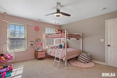 Bedroom - 4505 Greenbriar Dr, Springfield, IL 62711 photo 4 of 12