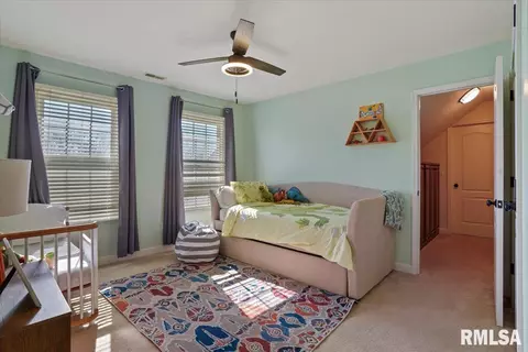 Bedroom - 4505 Greenbriar Dr, Springfield, IL 62711 photo 5 of 12