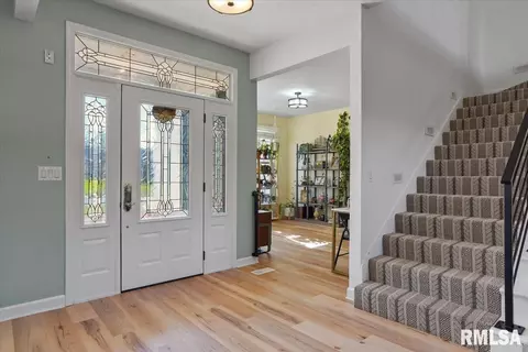 Entry Way - 4505 Greenbriar Dr, Springfield, IL 62711 photo 2 of 3