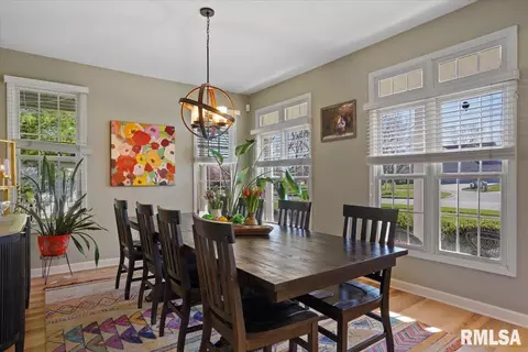 Dining - 4505 Greenbriar Dr, Springfield, IL 62711 photo 1 of 3