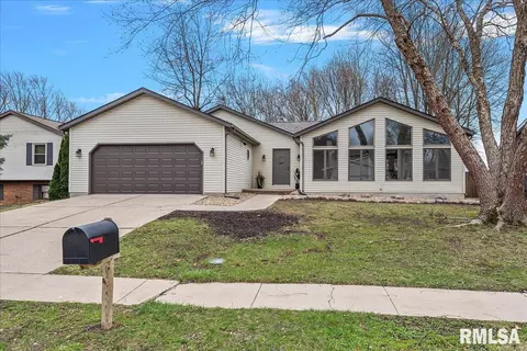 2212 Stockton Dr, Springfield, IL 62703
