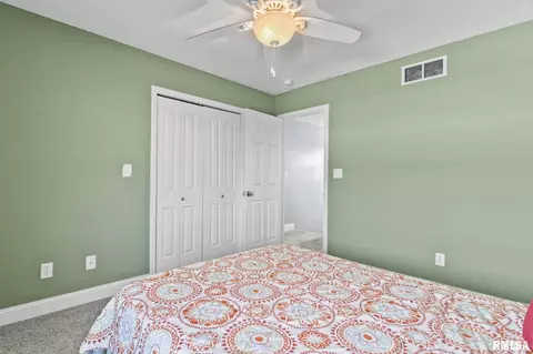 Bedroom - 620 Williamson Ave, Chatham, IL 62629 photo 6 of 8